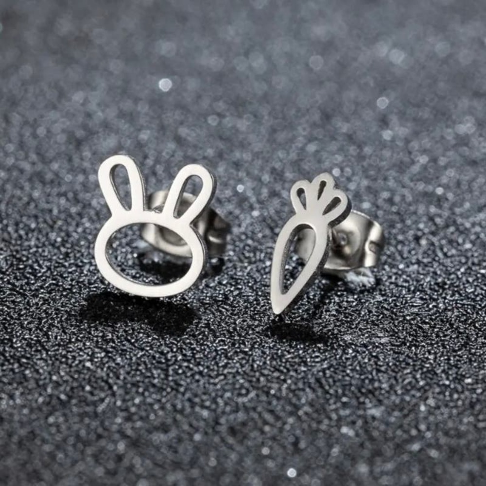 Silver Mismatched Bunny Rabbit Carrot Earrings